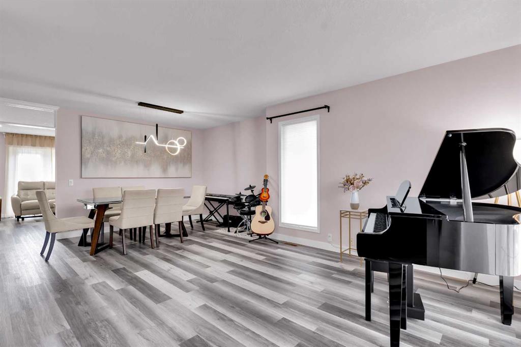 Picture for 6 Douglas Woods Bay SE