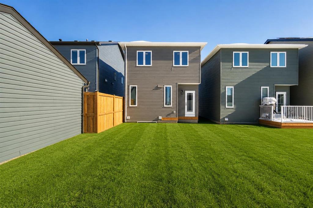 Picture for 65 Amblefield Heights NW