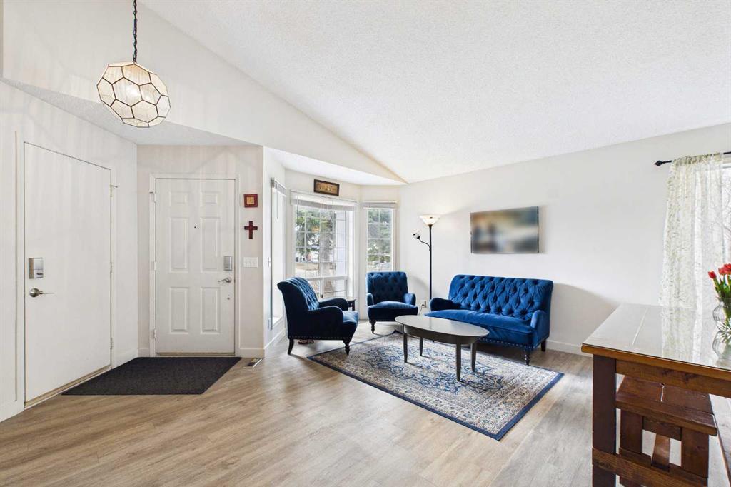 Picture for 14 Citadel Drive NW