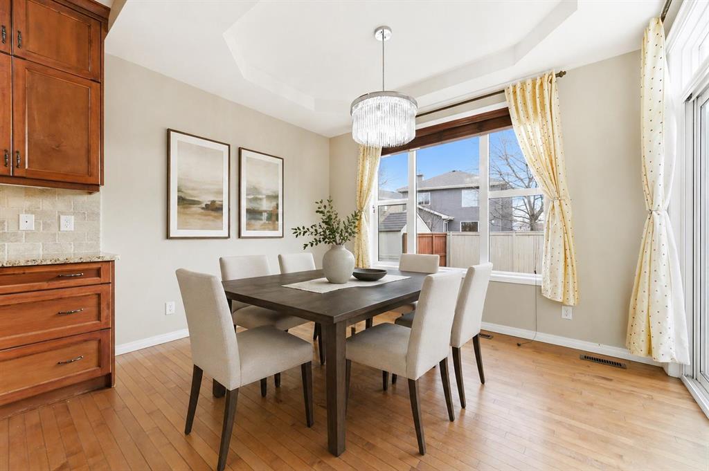 Picture for 29 Royal Birkdale Drive NW