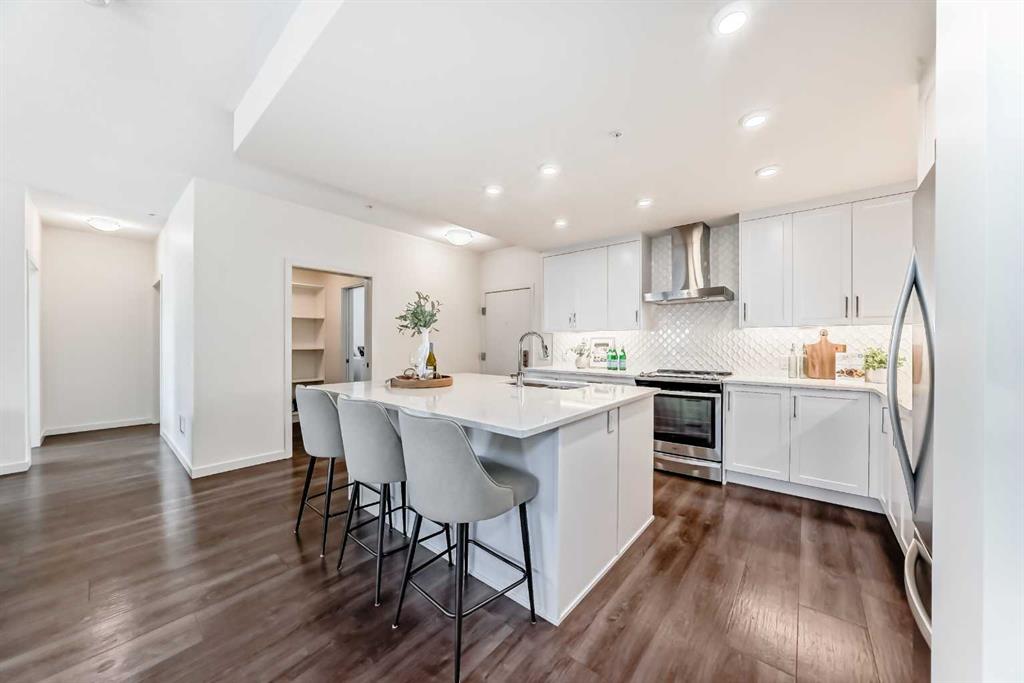 Picture for 307, 12 Mahogany Path SE