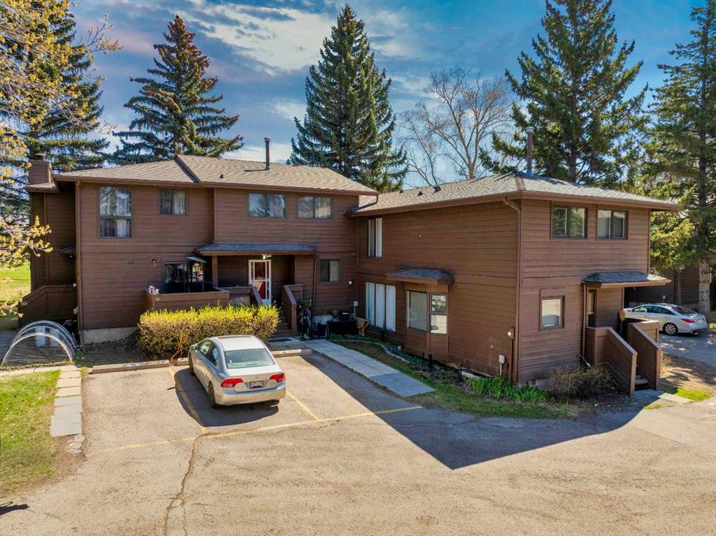Picture for 44, 336 Rundlehill Drive NE
