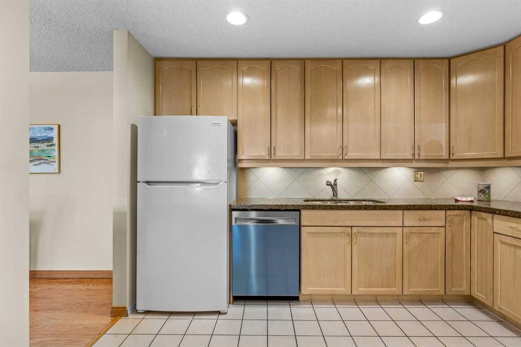 Picture for 122, 723 57 Avenue SW