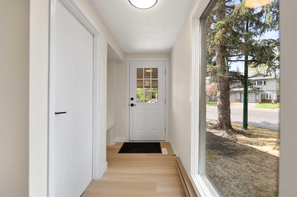 Picture for 32, 99 midpark Gardens SE