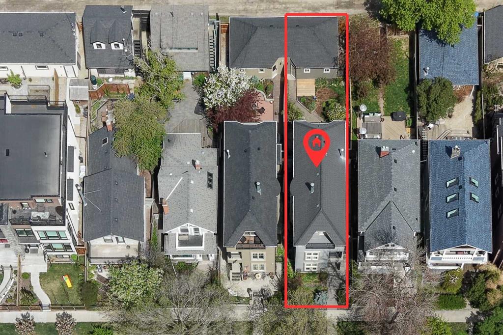 Picture for 216 4 Avenue NE