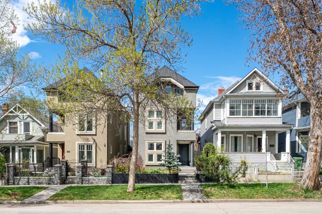 Picture for 216 4 Avenue NE