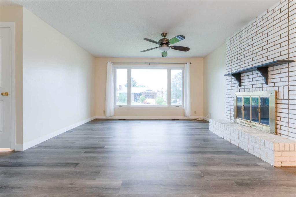 Picture for 44 Whiteridge Place NE