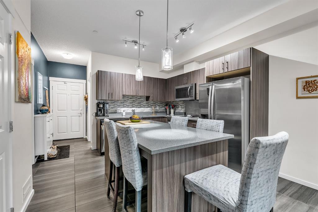 Picture for 3305, 215 Legacy Boulevard SE