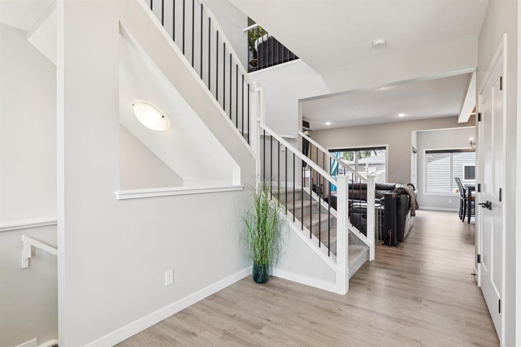 Picture for 67 Coopersfield Park SW