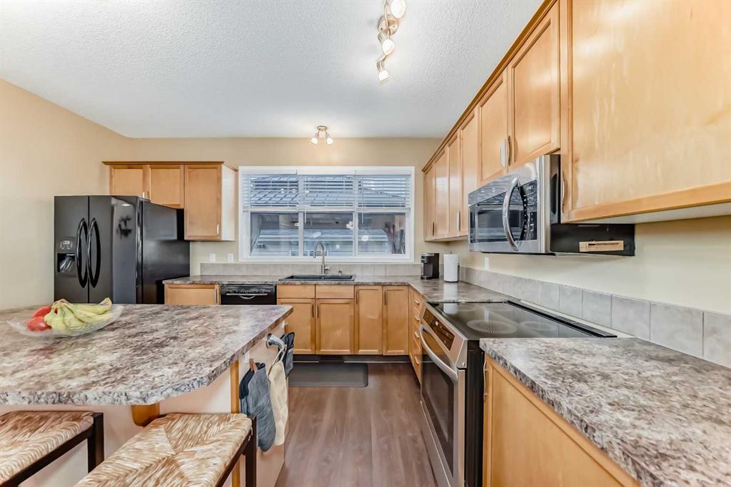 Picture for 202 Copperfield Grove SE https://www.cirrealty.ca/reb/creb/99/A2265899_10.jpg