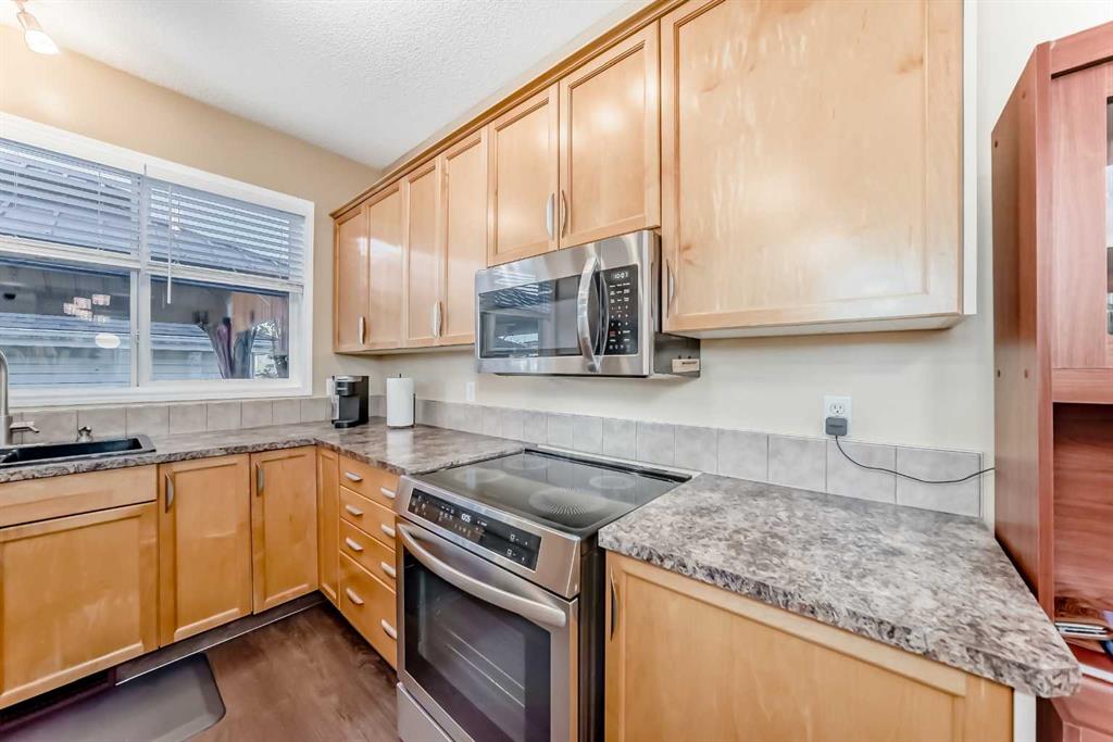 Picture for 202 Copperfield Grove SE https://www.cirrealty.ca/reb/creb/99/A2265899_11.jpg