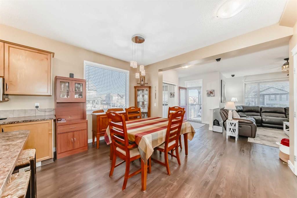 Picture for 202 Copperfield Grove SE https://www.cirrealty.ca/reb/creb/99/A2265899_14.jpg