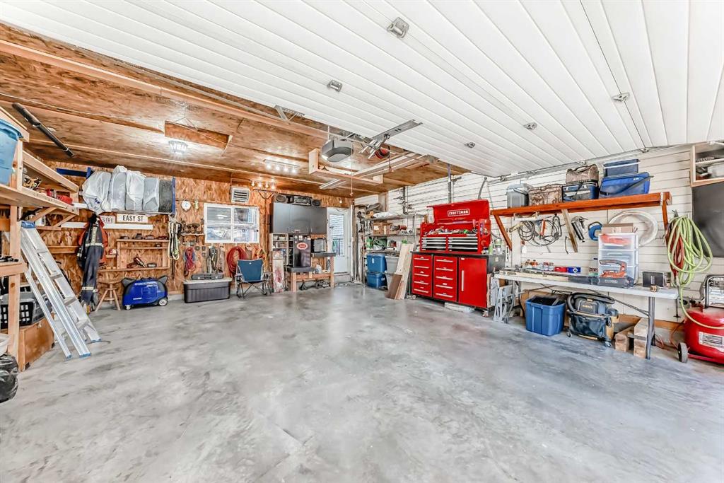 Picture for 202 Copperfield Grove SE https://www.cirrealty.ca/reb/creb/99/A2265899_38.jpg