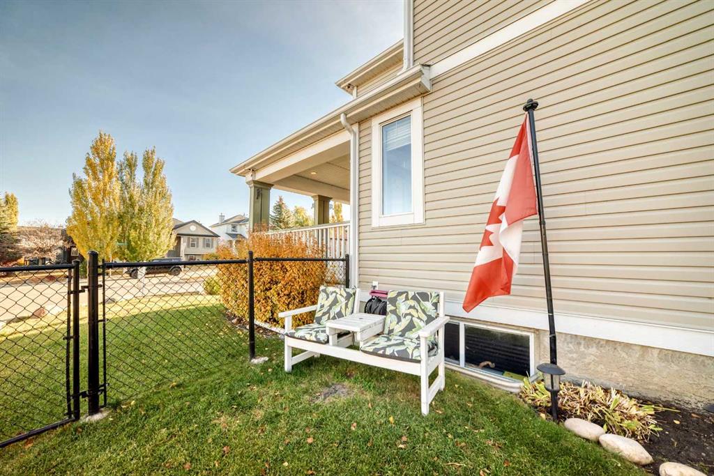 Picture for 202 Copperfield Grove SE https://www.cirrealty.ca/reb/creb/99/A2265899_44.jpg