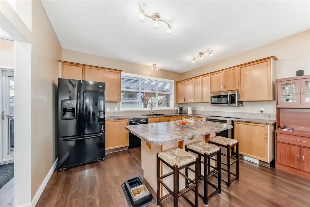 Picture for 202 Copperfield Grove SE https://www.cirrealty.ca/reb/creb/99/A2265899_8.jpg