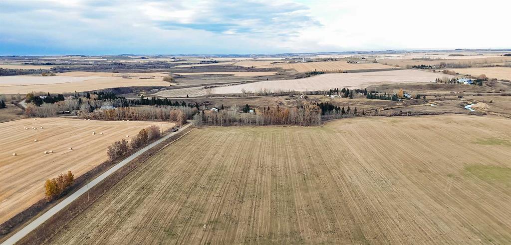 Picture for  Rge Rd 32A   https://www.cirrealty.ca/reb/creb/99/A2266399_19.jpg