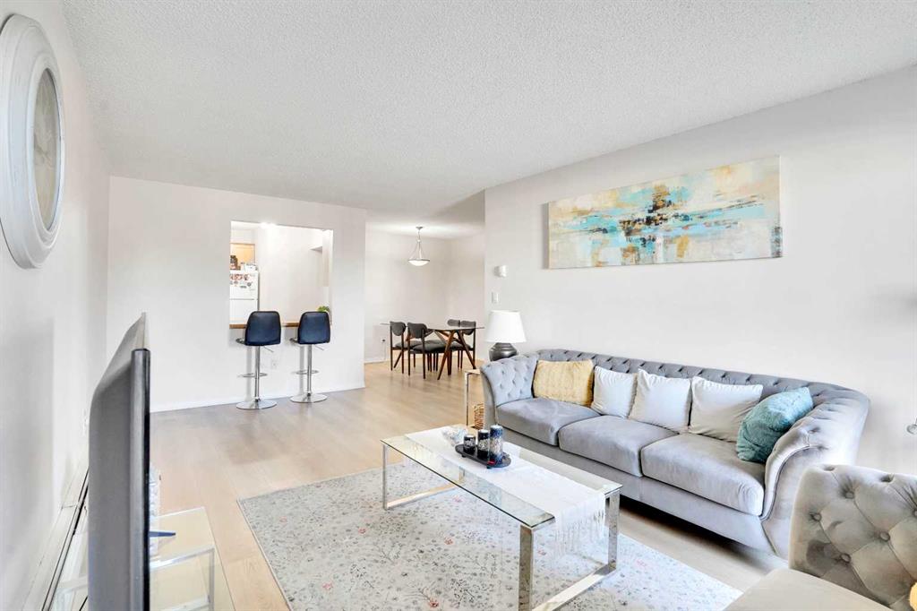 Picture for 305, 1334 12 Avenue SW