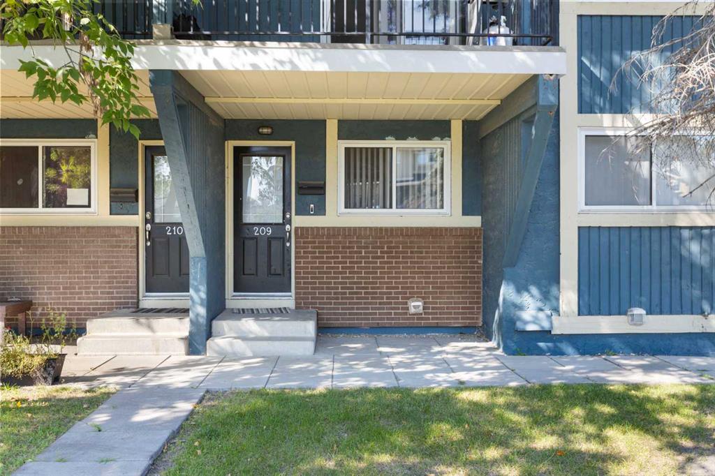 Picture for 209, 2200 Woodview Drive SW Picture for 209, 2200 Woodview Drive SW