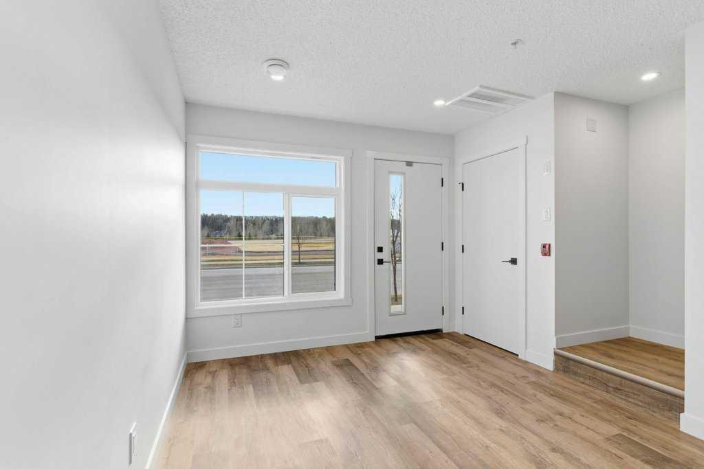 Picture for 102, 156 Park Street 