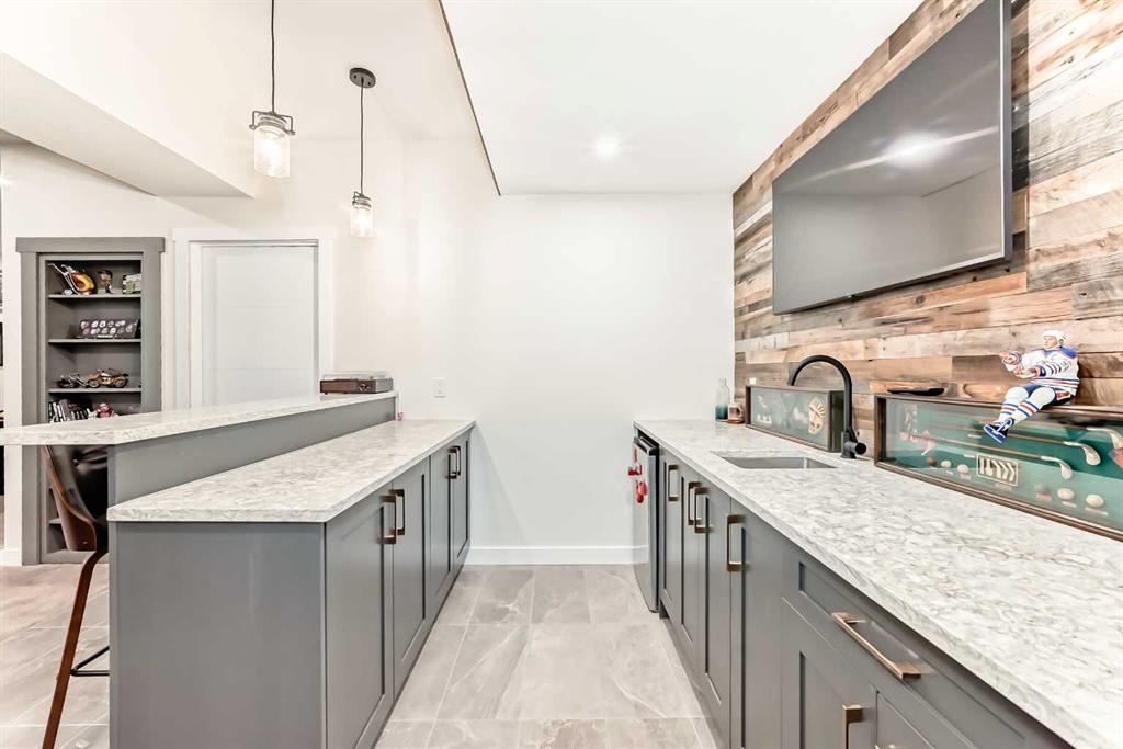 Picture for 7 wolf Crescent N