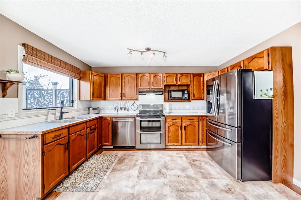 Picture for 228 Woodside Road NW