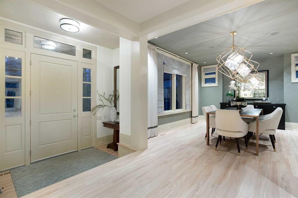 Picture for 812 Rideau Road SW