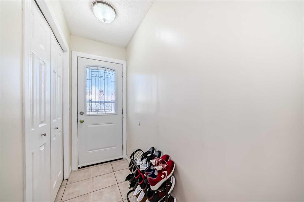 Picture for 31 Castleglen Crescent NE  