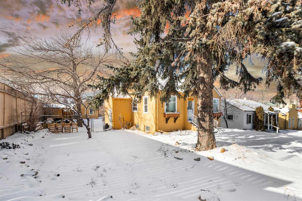 Picture for 1623 Summit Street SW