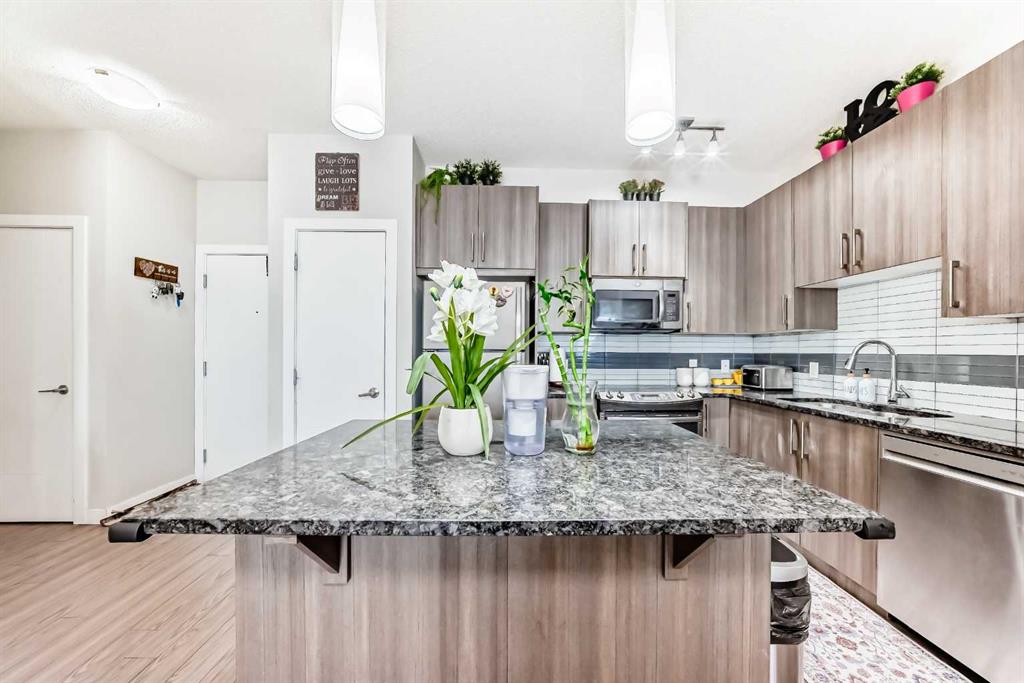 Picture for 308, 12 Sage Hill Terrace NW