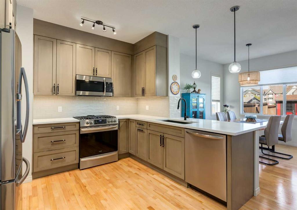 Picture for 24 Silverado Saddle Court SW