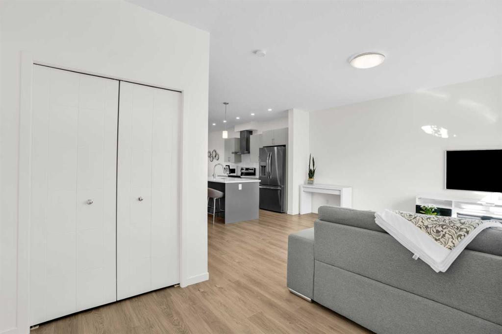 Picture for 145 South Point Greenway SW