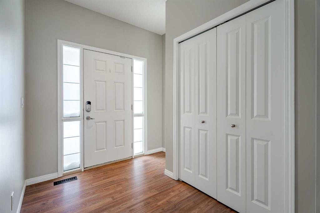 Picture for 2303, 1001 8 Street NW