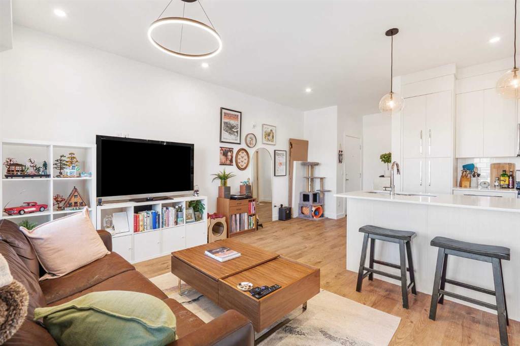 Picture for 2415, 681 Savanna Boulevard NE