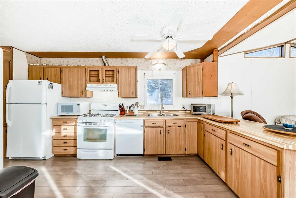 Picture for 3227 Burroughs Manor NE