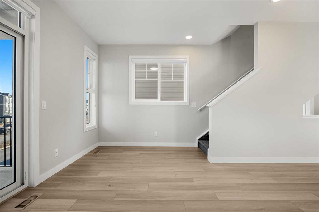 Picture for 86, 285 Chelsea Court 