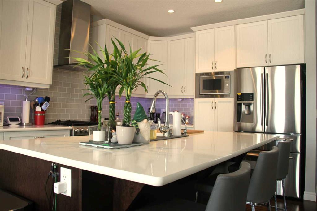 Picture for 90 Nolancrest Rise NW