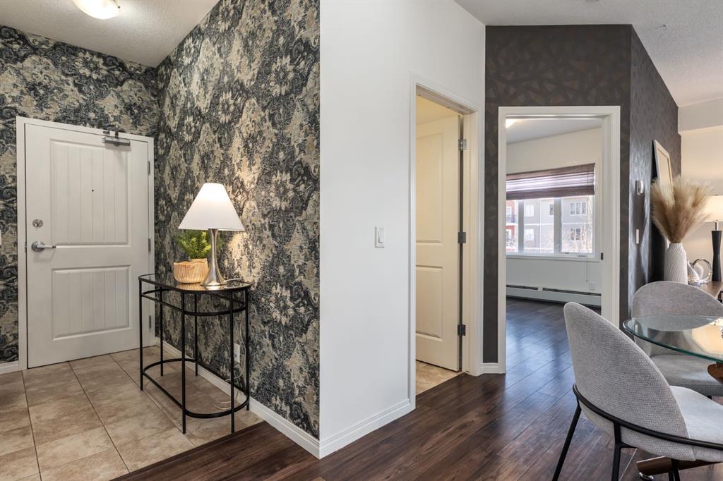 Picture for 1235, 1540 Sherwood Boulevard NW