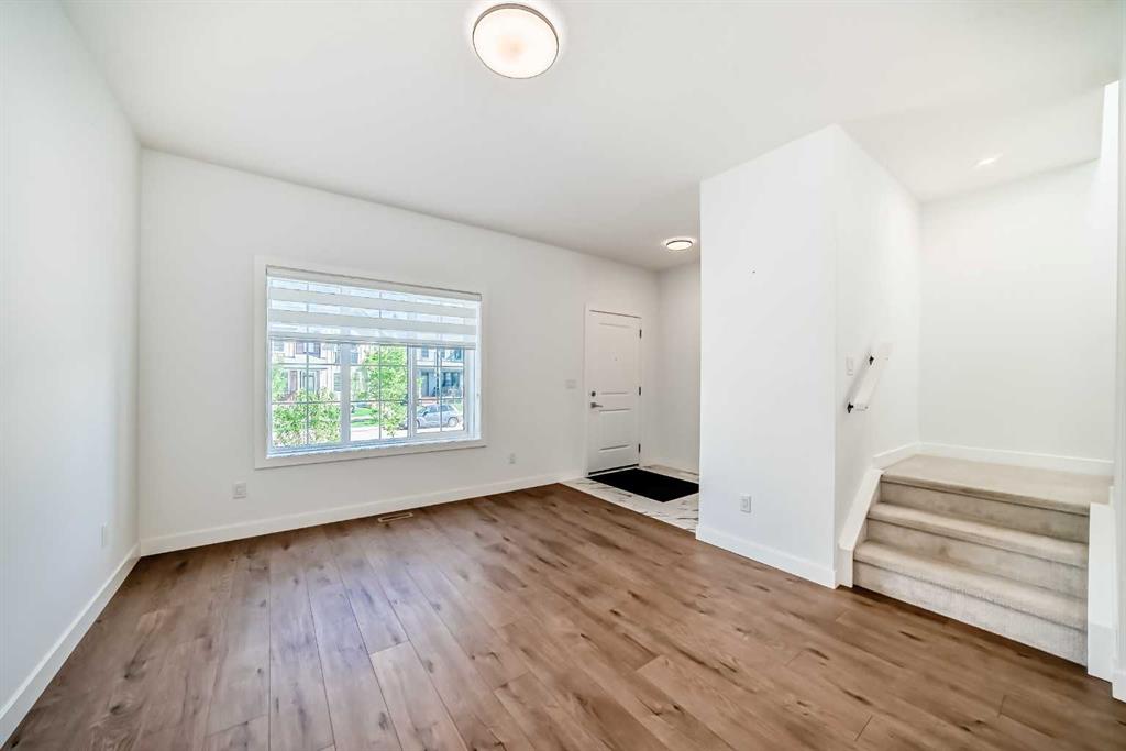 Picture for 7403 202 Avenue SE