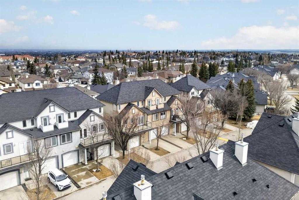 Picture for 34 Simcoe Place SW