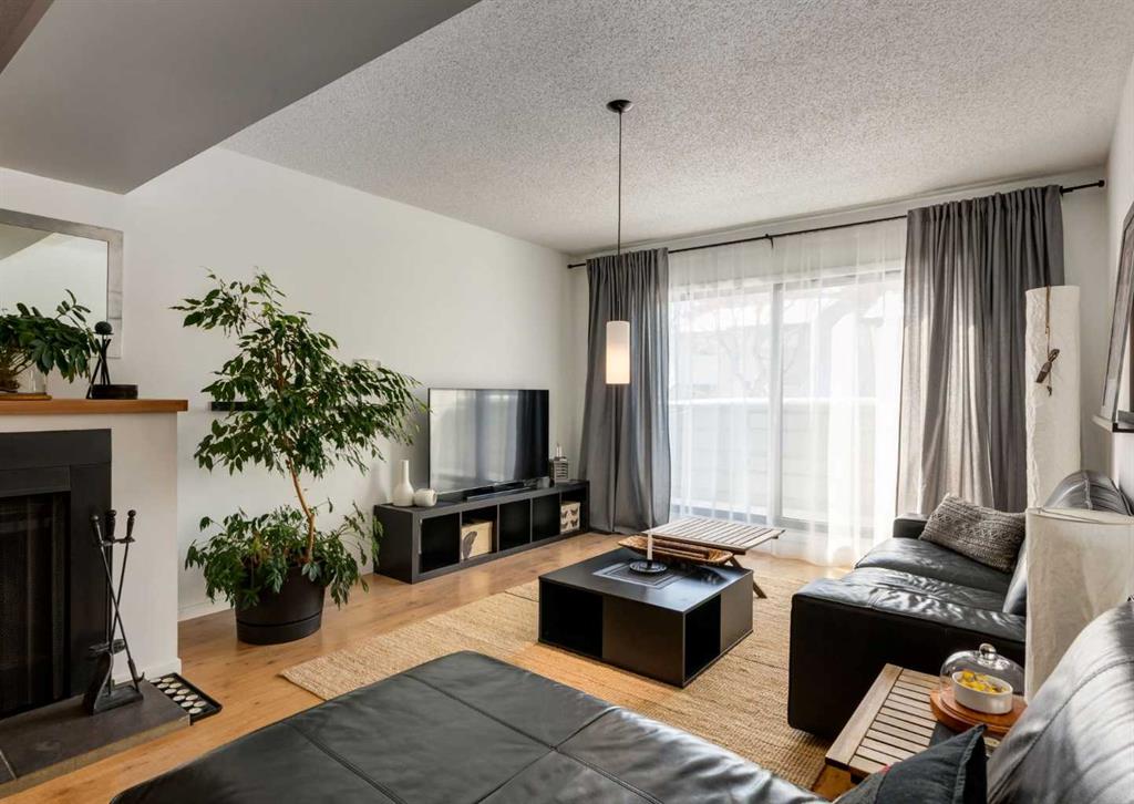 Picture for 25, 3302 50 Street NW