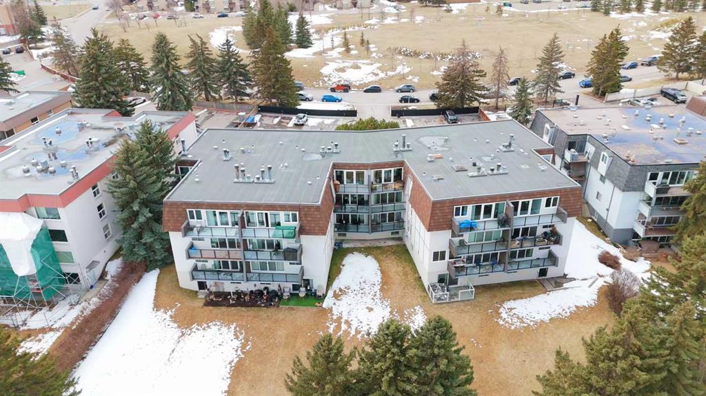 Picture for 201, 512 Cedar Crescent SW