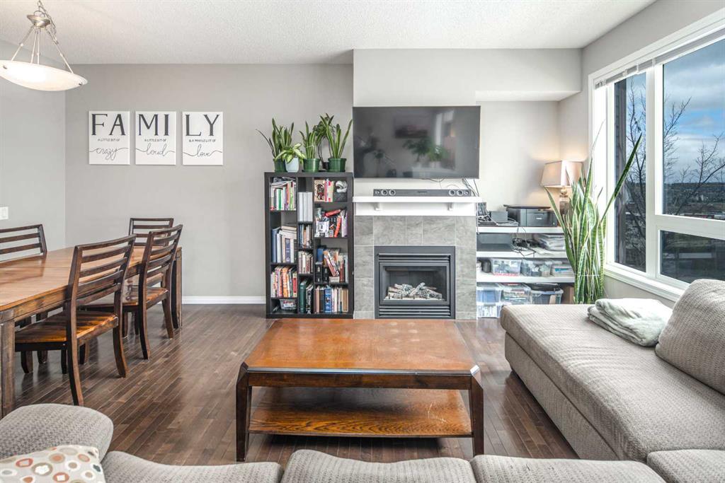 Picture for 159 Kincora Heath NW