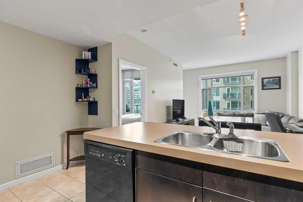 Picture for 502, 1410 1 Street SE