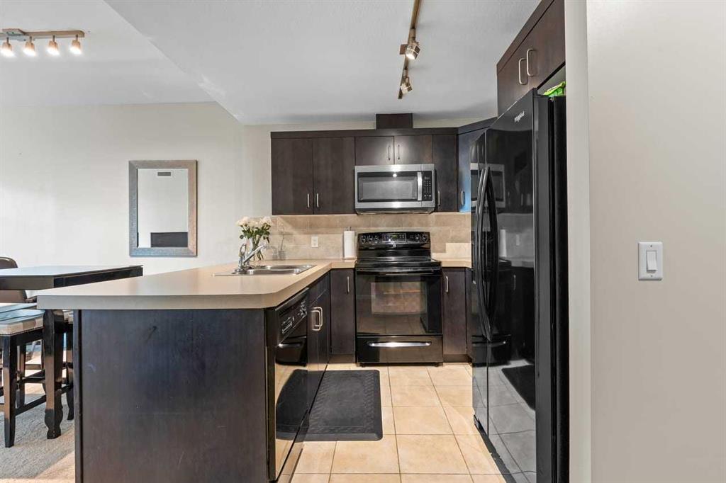 Picture for 502, 1410 1 Street SE