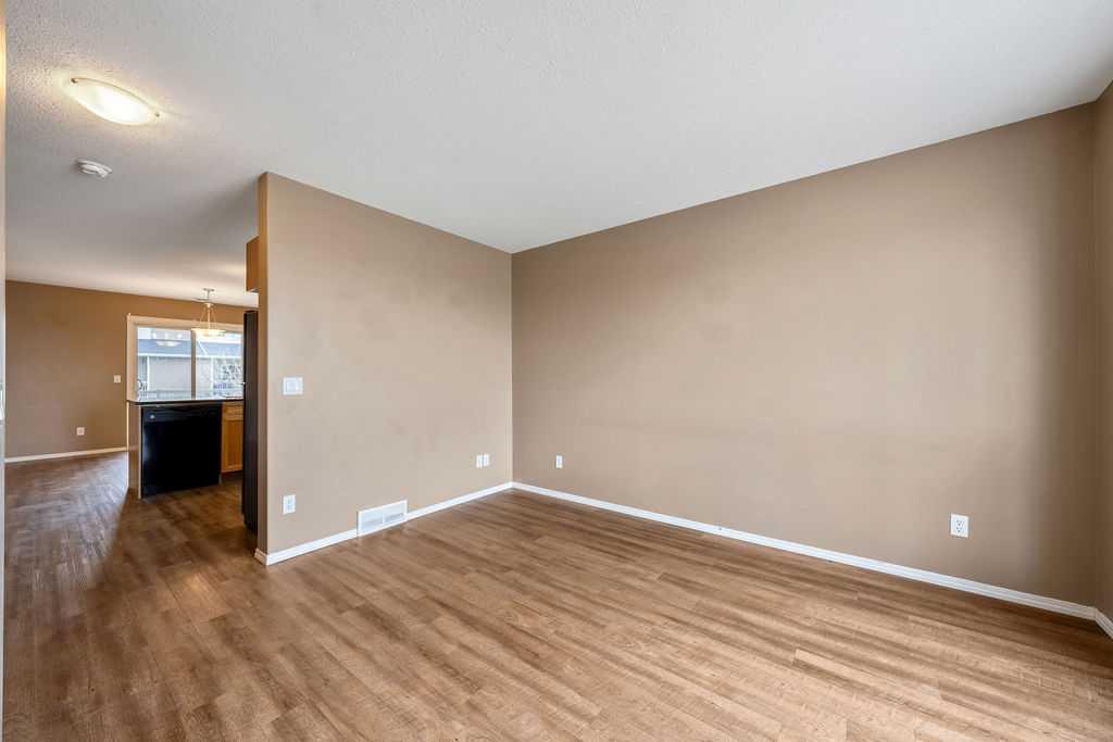 Picture for 108 Sunrise Terrace NE
