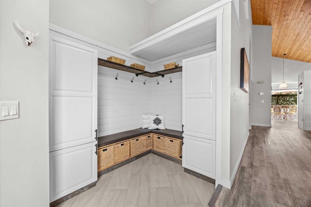 Picture for 64 Arbour Ridge Way NW