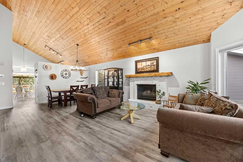 Picture for 64 Arbour Ridge Way NW