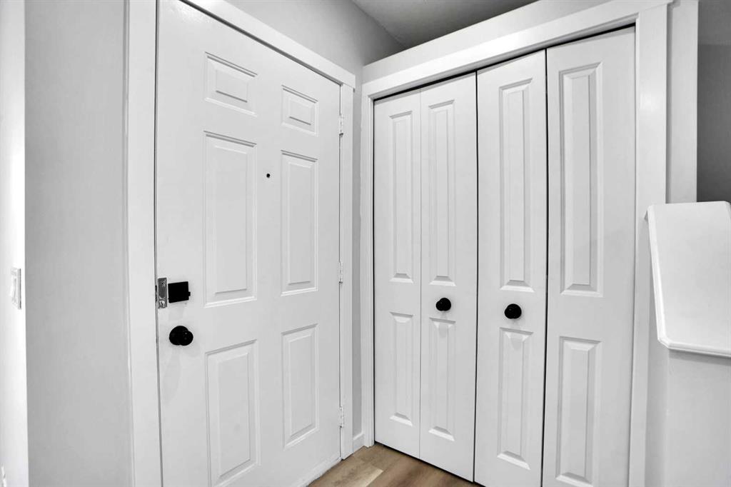 Picture for 51 Martinridge Grove NE