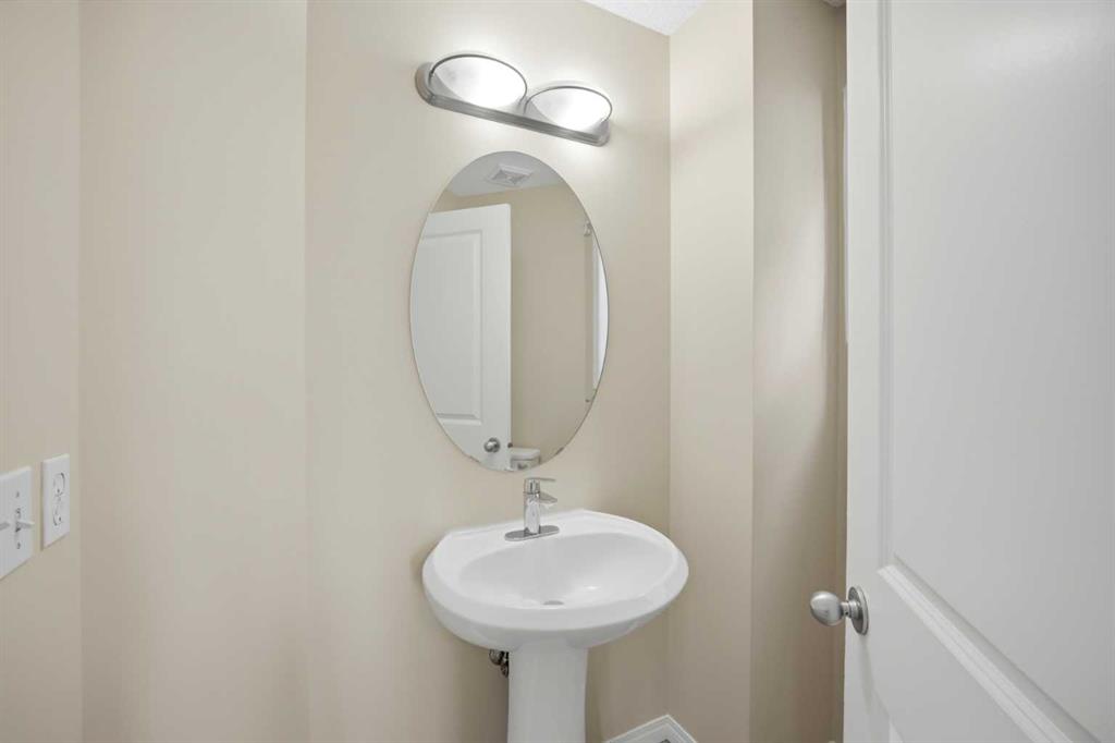 Picture for 35 Saddlebrook Link NE