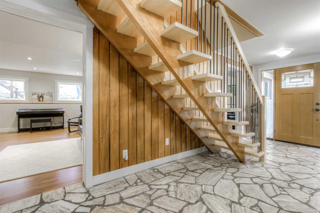 Picture for 2519 Cherokee Drive NW